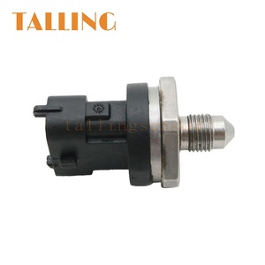 Accessoires de voiture Capteur de pression d'huile moteur interrupteur de rail de carburant OEM 0261545074 pour <span class=keywords><strong>Bosch</strong></span> Mazda - Product Image 3