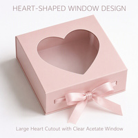 Boîte cadeau élégante rose poudré avec fenêtre, en acétate transparent, découpe en forme de cœur, fermeture avec nœud en ruban de satin, taille personnalisée, vente en gros