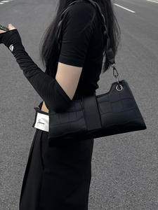 Sacs pour femmes de luxe noirs 2025 Nouveaux sacs à main de conception de mode pour femmes - Product Image 2