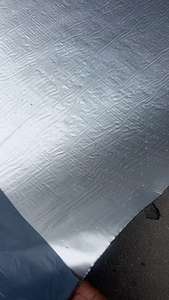 <span class=keywords><strong>Membrane</strong></span> d'étanchéité autocollante en bitume modifié SBS de 2 mm d'épaisseur, garantie de plus de 5 ans, surface en aluminium, respectueuse de l'environnement, anti-UV - Product Image 3