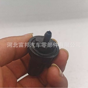 Buse de lave-glace Nissan E24 B893001N1N20, injecteur mécanique en plastique pour usage automobile - Product Image 3