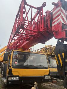 Grue d'occasion STC750H 75 tonnes Shanghai STC SAC en bon état à prix réduit - Vente flash - Product Image 5