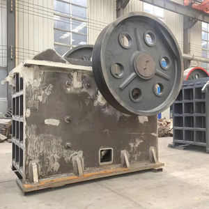 Maquinaria de Minería de Alta Eficiencia, Trituradora de Roca de 200 Tph, C100, Máquina Trituradora de Piedra y Grava para la Venta - Product Image 1