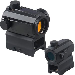 Optic R5T con Función de Activación por Movimiento, Doble Fuente de Alimentación Solar y Batería CR2032, Soportes de Perfil Alto y Bajo - Product Image 1