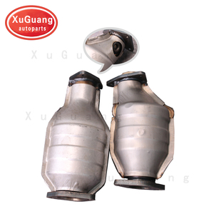 Convertisseur catalytique automatique de haute qualité Pièces d'échappement Convertisseur catalytique ForNissan Patrol 4.0 - Product Image 3