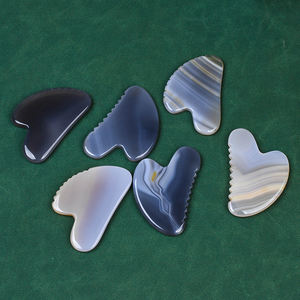 Logo personnalisé 100% véritable agate grise naturelle outil de Guasha pour le visage gris Jade <span class=keywords><strong>Gus</strong></span> Sha pierre masseur soins de la peau du visage Gua Sha avec dents - Product Image 5