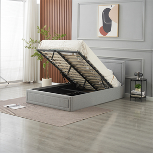 Disponibile: Set Camera da Letto Classico con Letto Matrimoniale King Size con Contenitore a Gas Lift - Product Image 1