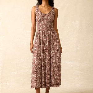 Wholesale floral print pleated sleeveless maxi <b>dress</b> high-quality rayon casual <b>dress</b> for women - Product Image 2