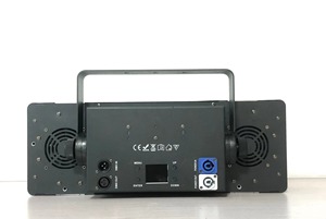 <span class=keywords><strong>2025</strong></span> LED BLINDER 灯 4x50W RGBW <span class=keywords><strong>DMX512</strong></span> 控制，适用于 DJ 迪斯科派对主题公园 - Product Image 2