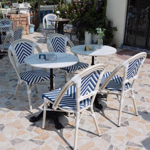 <span class=keywords><strong>Chaise</strong></span> d'extérieur empilable en <span class=keywords><strong>rotin</strong></span> PE imperméable, style français, pour patio, villa, jardin, café, restaurant en plein air - Product Image 1