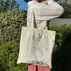 Bolsa de Compras de Algodón Reciclable al por Mayor, Estilo Simple en Color Natural, Gran Capacidad, Ecológica - Product Image 1
