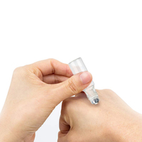 Vente en gros de bouteille de rouleau de parfum d'huile essentielle 3ml 5ml 10ml rouleau en verre clair sur la bouteille avec la boule de rouleau en métal et le chapeau en plastique