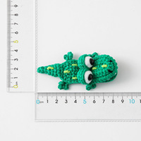 Accessoire capillaire en laine au crochet motif petit crocodile nostalgique, Pince à cheveux, Bandeau pour enfants et filles, Pince BB, Pince à franges