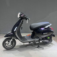 L'usine fournit des scooters de mobilité rapide, des vélos à moteur électrique 3000w Ckd, des skateboards simples et modernes po
