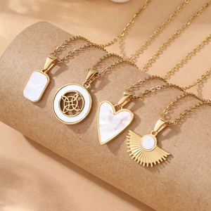 Collar Coreano de Acero Inoxidable con Colgante, Elegante Collar de Oro Sólido de 14K para Mujeres y Niñas - Product Image 4