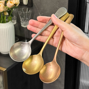 Cuchara de Sopa Mini de Acero Inoxidable Shiny Jh 304 con Mango Dorado, Plateado o Negro, Estilo Retro para Uso Doméstico - Product Image 3