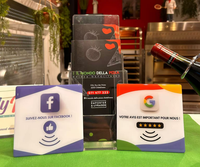 Étiquette de commande de menu alimentaire personnalisée en forme de carte U pivotante, étanche, avec code NFC et QR, pour restaurants, puce RFID 13,56 MHz ISO/IEC 14443A, en plastique acrylique