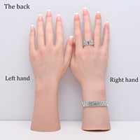 Modèle de main féminine réaliste en silicone, main artificielle avec doigts flexibles, mannequin en silicone pour la présentation de bijoux et la pratique