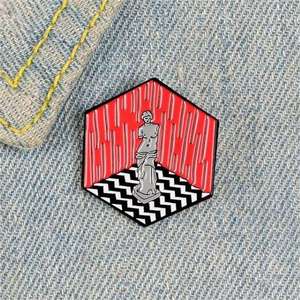 Lynch estilo Venus De <span class=keywords><strong>Milo</strong></span> esmalte Pin Twin Peaks 3D 2D estatuario Punk insignia TV joyería Metal pines insignias regalo para amigos - Product Image 3