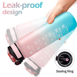 Bouteille d'eau en plastique de haute qualité en gros avec couvercle anti-fuite pour la gym, les voyages et la randonnée - Product Image 5