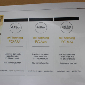 Services d'emballage et d'étiquetage personnalisés or rose estampage d'étiquettes autocollantes de logo en vinyle brillant pour emballage de brosse à dents - Product Image 6