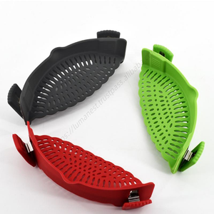 Pince de cuisine ajustable en silicone souple LT050 verte pour égouttoir, vente en gros - Product Image 4