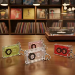 Llavero Personalizado con Diseño de Casete Vintage, Mini Álbum, CD, Canción, Regalo Musical, Llavero de Vinilo con Inducción - Product Image 5