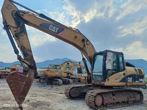 Japan made original painted used caterpillar 320D crawler excavator CAT 320 CAT 3066 direct injection engine tracked excavator - Product Image 6