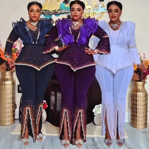 11018 Tenues africaines de luxe pour femmes, ensemble 2 pièces pour soirée, haut à col en V avec strass et manches à volants, <span class=keywords><strong>pantalon</strong></span> évasé fendu pour femmes - Product Image 1