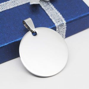 Charm <span class=keywords><strong>pendentif</strong></span> pièce de monnaie personnalisée en acier inoxydable personnalisé avec nom ou <span class=keywords><strong>photo</strong></span> logo breloques pendentifs accessoires de bijoux à bricoler soi-même - Product Image 3