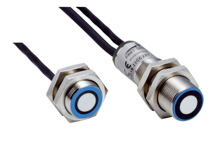 Sensor de Proximidad Ultrasónico SICK UD18-22CC241, 20-30VDC, NPN, NC, IP65, Rango de Medición de 20~60 mm, Industrial, en Stock - Product Image 1