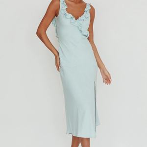 Robe d'été ajustée personnalisée, luxueuse et élégante, coupe trapèze décontractée, col en V, de haute qualité, avec fente et bords plissés, longueur midi - Product Image 1