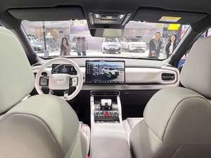 BYD ฟอร์มูล่า เลพเพอร์ด 3 อัลตร้า เอสยูวี ขับเคลื่อน 4 ล้อ ระยะทางวิ่ง 501-600 กม. แบตเตอรี่ LFP 65.25/72.96 กิโลวัตต์ชั่วโมง กำลังไฟ 300 กิโลวัตต์ ระบบขับเคลื่อนอัจฉริยะ - Product Image 2