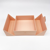 XJT Großhandel Pappe Pink Double Open Door Luxus benutzer definierte geprägte Muster Rose Parfüm Boxen mit Magnet verschluss