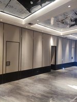 Vente directe d'usine, cloisons mobiles insonorisées, pliables, ignifuges, décoratives, modernes, personnalisées pour hôtels, pour une utilisation en extérieur