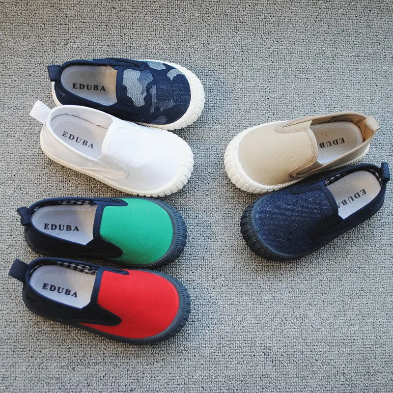 Sepatu Kets Olahraga Anak, Sepatu Sneakers Kanvas Sekolah Warna Putih Polos, Alas Kaki Lembut Nyaman untuk Anak-anak