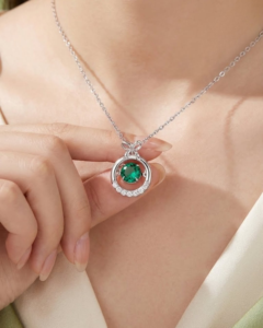 Collar con Colgante de Diamante con Corte Brillante y Engaste de Bisel, Hecho a Mano en Oro de 14K, para Mujer, para Boda o Compromiso, Diseño Personalizado, Venta al Por Mayor B2B - Product Image 2