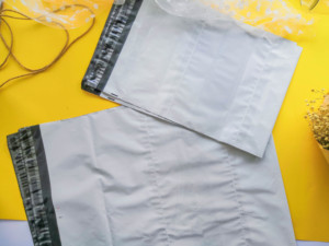 Túi Gửi Thư Màu Trắng Có Túi <span class=keywords><strong>Poly</strong></span> Chuyển Phát Nhanh Túi Gửi Thư Vận Chuyển - Product Image 2