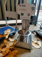 Machine Industrielle Entièrement Automatique à Peler la Noix de Coco / Éplucheuse d'Ananas (Dénoyautage et Tranchage)