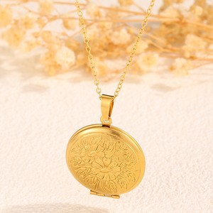 Nuevo Collar <span class=keywords><strong>de</strong></span> Moda Grabado, Collar con Colgante <span class=keywords><strong>de</strong></span> Acero Inoxidable Chapado en Oro Vintage, Abrible, con Forma <span class=keywords><strong>de</strong></span> <span class=keywords><strong>Corazón</strong></span>, Cuadrado y Redondo, para Mujer - Product Image 4