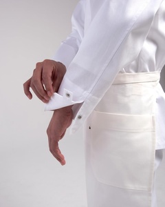 ชุดยูนิฟอร์มเชฟผู้จัดการ ยี่ห้อ OEM ญี่ปุ่น รุ่นยอดนิยม เนื้อผ้าทวิลล์ ซักได้ ใส่สบาย เหมาะสำหรับใช้ในครัว ร้านอาหาร และบาร์ - Product Image 1