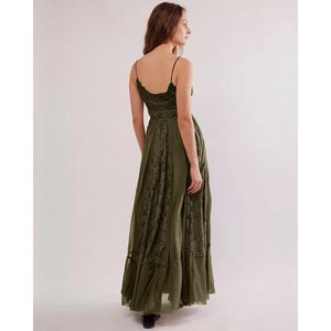 Robe longue d'été FOXA pour femme, en dentelle florale brodée, style bohème, coupe trapèze fluide, décontractée, pour la plage, sans manches, taille naturelle - Product Image 3