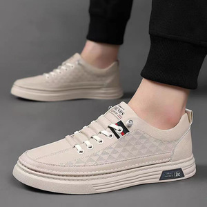 Baskets décontractées sportives pour hommes, printemps-hiver, respirantes, imperméables, en cuir PU souple et maille, légères, à lacets - Product Image 4