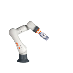 Robot collaboratif LBR Iisy 3 R760 avec une charge utile de 6 kg et une pince Softrobotics Ventures pour la manutention - Product Image 5