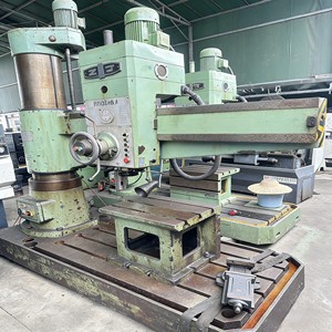 Machine <span class=keywords><strong>de</strong></span> perçage radial mécanique Z3050X16/1 à prix usine, 50 mm, robuste, <span class=keywords><strong>pour</strong></span> perçage <span class=keywords><strong>de</strong></span> métaux, avec moteur et boîte <span class=keywords><strong>de</strong></span> vitesses, occasion - Vente chaude - Product Image 2
