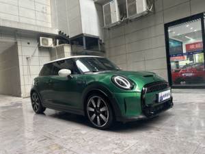 <span class=keywords><strong>MINI</strong></span> d'occasion <span class=keywords><strong>2022</strong></span> 2.0T <span class=keywords><strong>Cooper</strong></span> <span class=keywords><strong>S</strong></span> Resolute Edition FWD 192HP 6.7s 0-100km/h, berline sportive britannique, Euro VI - Product Image 3