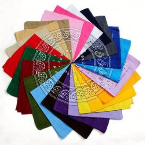 Bandanas personnalisées à la mode avec logo, imprimées en sérigraphie, pour les anniversaires, les mariages, les événements familiaux - Product Image 1