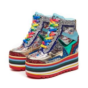 Bottines pour femmes à plateforme argentée, ornées de strass et de diamants synthétiques brillants, en toile et cuir - Product Image 1