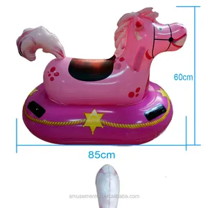 Il prezzo MOQ più basso personalizza il giro gonfiabile disponibile sull'attrezzatura del gioco dell'acqua dei giocattoli dello stagno dell'automobile
