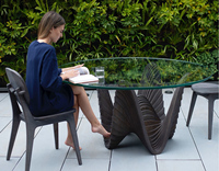 Ensemble de petites chaises de table à manger ovales modernes de luxe paramétriques Meubles en bois élégants avec acier marbré pour l'utilisation du linge en atelier